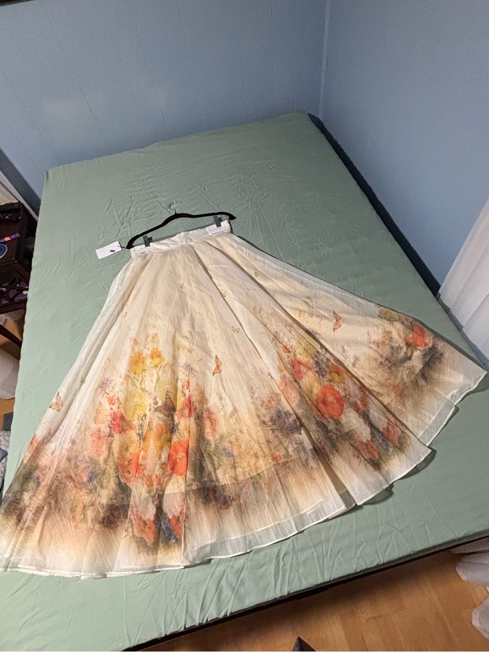 Sophie & Me Cream Maxi Skirt with Floral Border and Under Skirt (fits M) - Picture 10 of 10